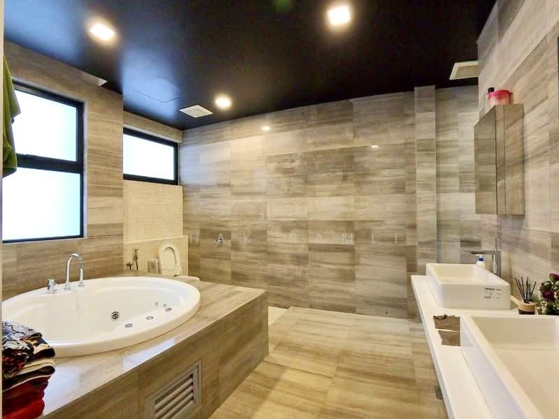 Bungalow for Sale in Sering Ukay (Ampang) - Ishak Ramli - Bathroom - PropertyGuru.com.my