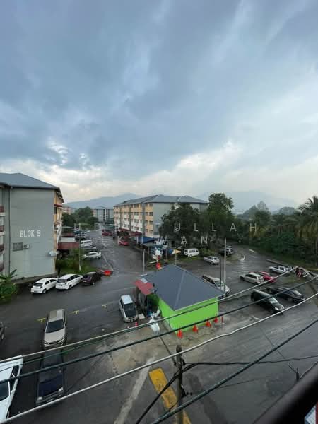Rumah Flat untuk Dijual di Taman Semarak II - Gudrotullah Ikhwan - Exterior - PropertyGuru.com.my