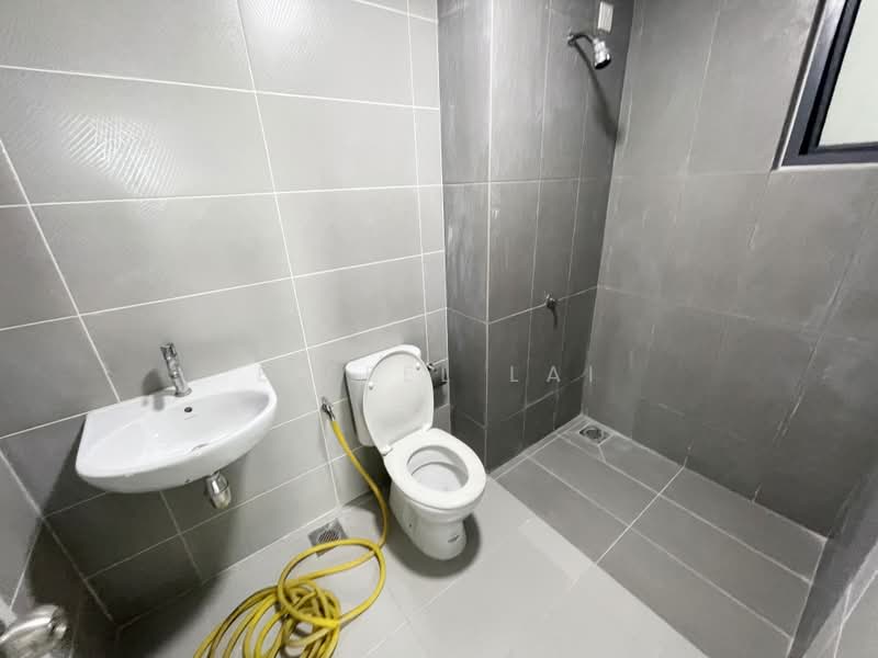 Servis Apartment untuk Disewa di Almyra Residences - Eiffel Lai - Bathroom - PropertyGuru.com.my