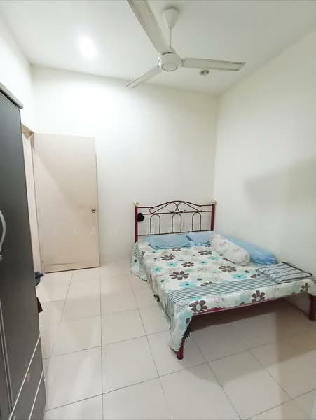 1-storey Terraced House for Sale in Bandar Saujana Putra (Tanjong Duabelas) - PETAH MOKHTAR - Bedroom - PropertyGuru.com.my