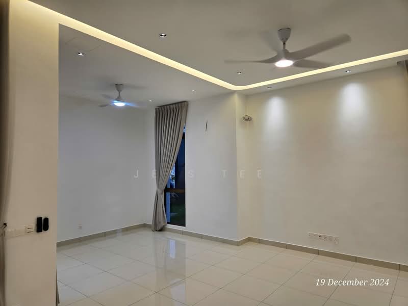 Rumah Berkembar untuk Disewa di Setia Alam (Selangor) - Jess Tee - Living Room - PropertyGuru.com.my