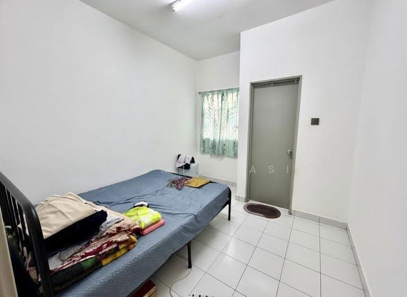 Rumah Teres untuk Dijual di Kajang (Selangor) - Nadzmie Nasir - Bedroom - PropertyGuru.com.my