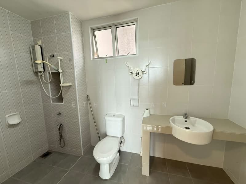 Pangsapuri untuk Dijual di Austin Suites (Permata Austin) - Ethan Gan - PropertyGuru.com.my
