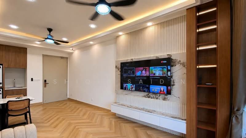 Kondominium untuk Dijual di Quinn Residence - Shiqin Saidin - Living Room - PropertyGuru.com.my