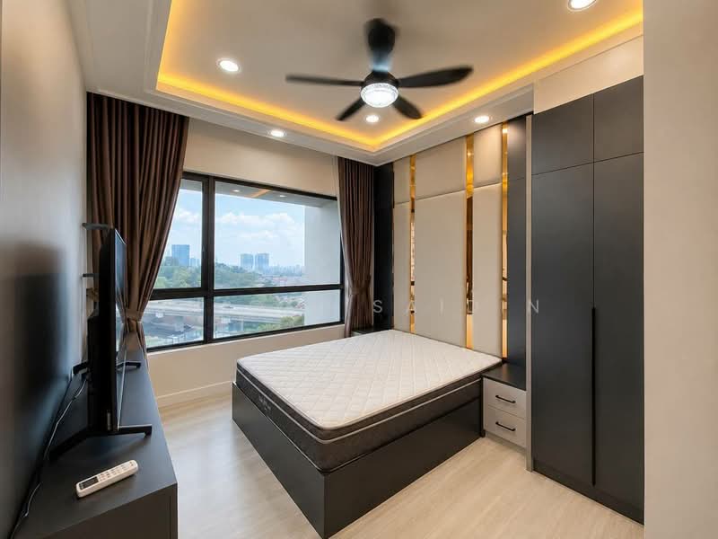 Kondominium untuk Dijual di Quinn Residence - Shiqin Saidin - Bedroom - PropertyGuru.com.my