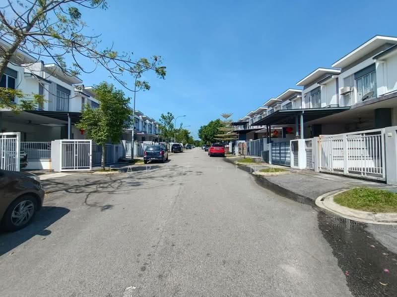2-storey Terraced House for Sale in Bandar Tasik Puteri (Rawang) - Farah Dina - Exterior - PropertyGuru.com.my