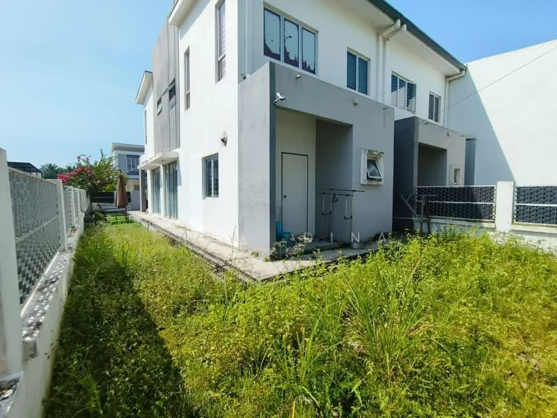 2-storey Terraced House for Sale in Bandar Tasik Puteri (Rawang) - Farah Dina - Exterior - PropertyGuru.com.my