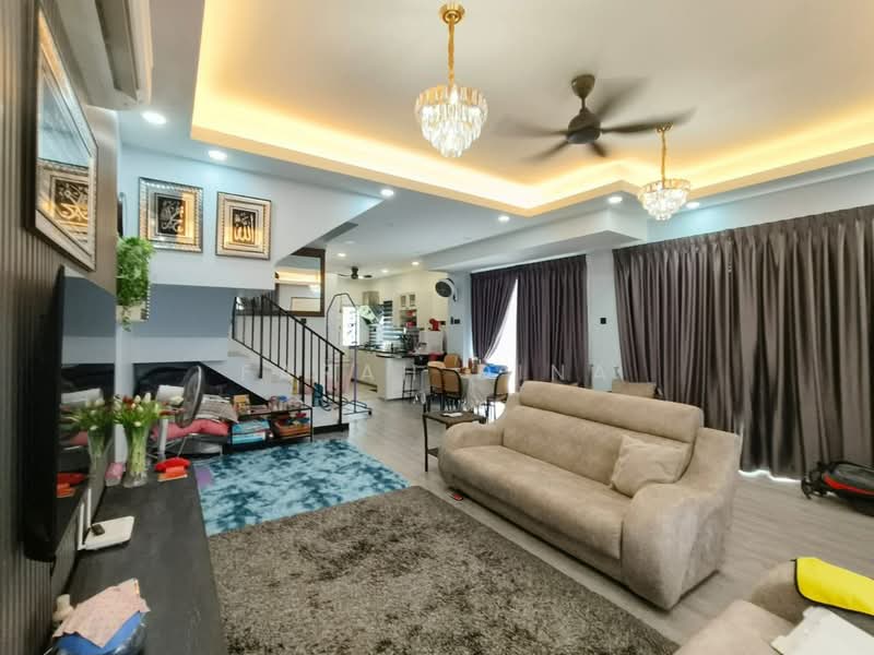 2-storey Terraced House for Sale in Bandar Tasik Puteri (Rawang) - Farah Dina - Living Room - PropertyGuru.com.my