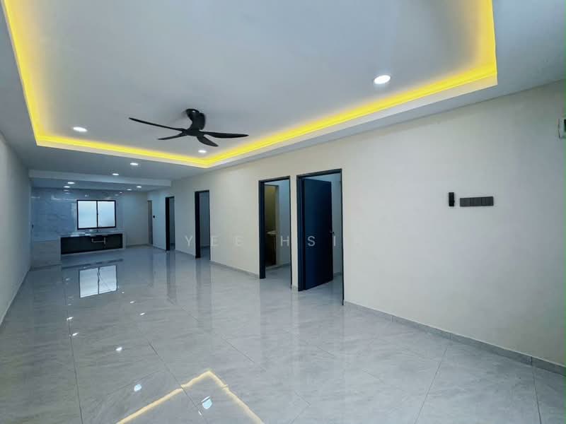 1-storey Terraced House for Sale in Taman Century (Johor Bahru) - Yee Hsin - PropertyGuru.com.my