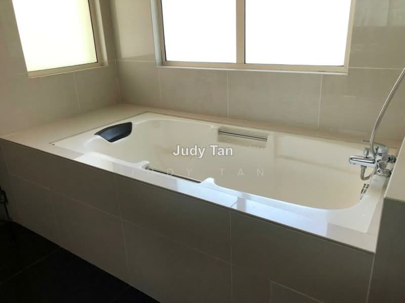 Bungalow for Rent in Taman Duta (Bukit Tunku (Kenny Hills)) - Judy Tan - Bathroom - PropertyGuru.com.my