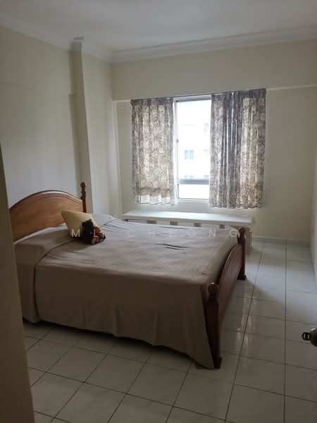 Kondominium untuk Disewa di Pantai Panorama Condominiums - ML Cheong - Bedroom - PropertyGuru.com.my