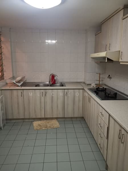 Kondominium untuk Disewa di Pantai Panorama Condominiums - ML Cheong - Kitchen - PropertyGuru.com.my