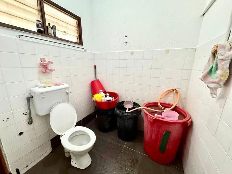2-storey Terraced House for Sale in Ampang (Selangor) - Nadzmie Nasir - Bathroom - PropertyGuru.com.my