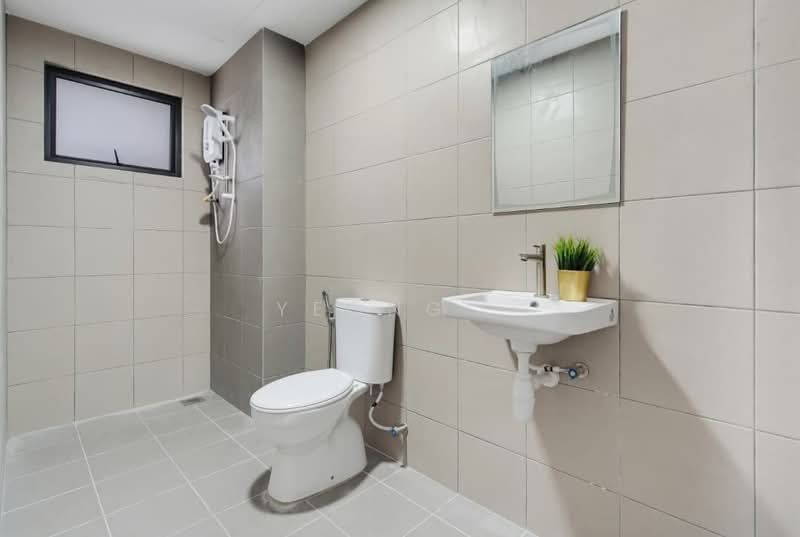 Service Residence for Rent at Residensi Bukit Tiara - Yeong . - Bathroom - PropertyGuru.com.my