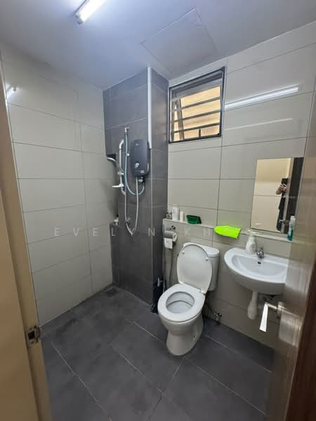 Condominium for Sale at Villa Crystal - Evelyn Khoo - Bathroom - PropertyGuru.com.my
