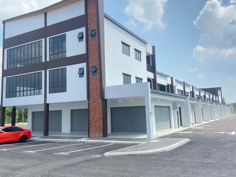 Shop for Rent in Beranang (Selangor) - Gudrotullah Ikhwan - Exterior - PropertyGuru.com.my