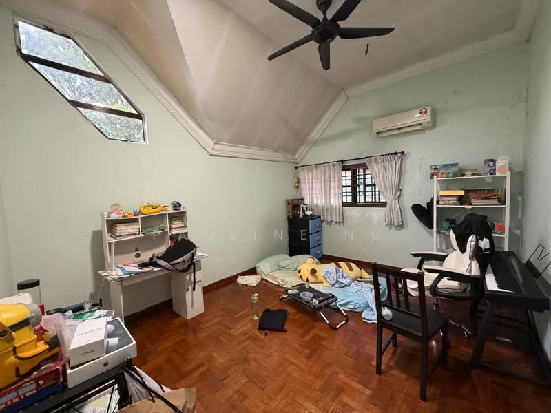 Rumah Teres 1.5 Tingkat untuk Dijual di Taman Desa Cemerlang (Ulu Tiram) - Pauline Ng - Bedroom - PropertyGuru.com.my