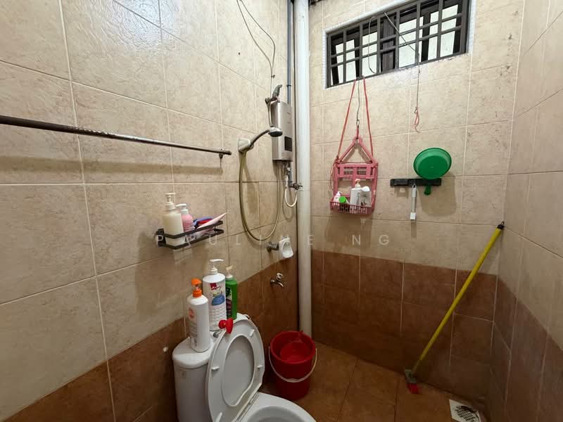 Rumah Teres 1.5 Tingkat untuk Dijual di Taman Desa Cemerlang (Ulu Tiram) - Pauline Ng - Bathroom - PropertyGuru.com.my