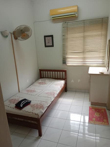 Rumah Teres 2 Tingkat untuk Dijual di Taman Putra Prima (Puchong) - Kian Leap - Bedroom - PropertyGuru.com.my