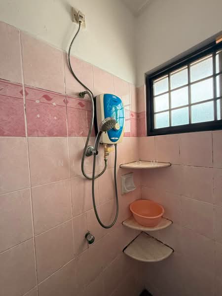 Rumah Teres 2 Tingkat untuk Disewa di Bukit Indah (Iskandar Puteri (Nusajaya)) - Nick Low - Bathroom - PropertyGuru.com.my