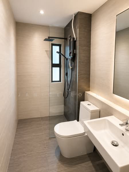 Servis Apartment untuk Disewa di Aurora Subang Jaya - Janice Loong - Bathroom - PropertyGuru.com.my