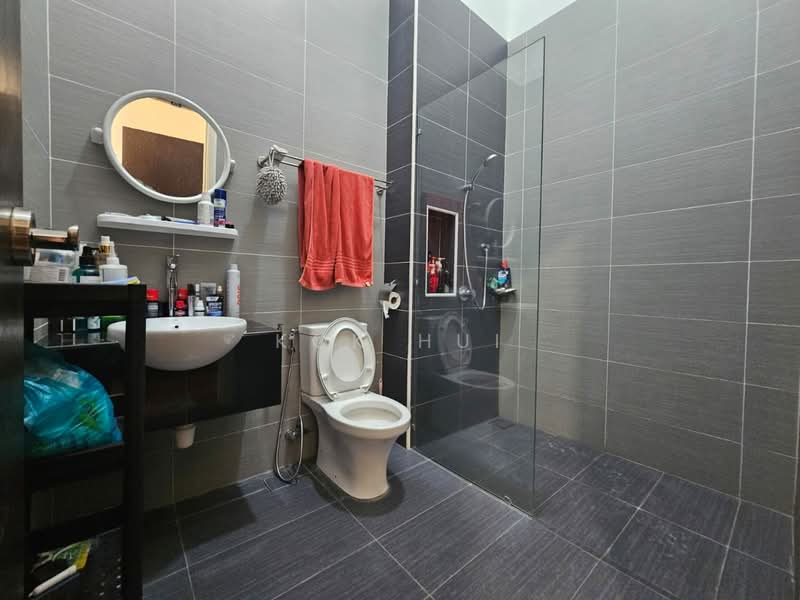 Rumah Kluster untuk Dijual di Eco Spring (Johor Bahru) - Kok Hui - Bathroom - PropertyGuru.com.my