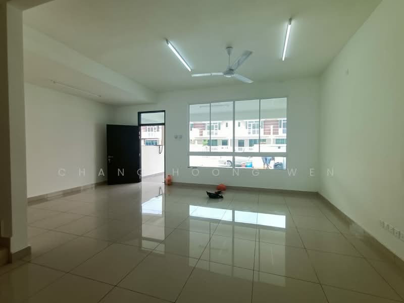 2-storey Terraced House for Sale in Taman Sri Penawar (Pengerang) - Chang Hoong Wen - Living Room - PropertyGuru.com.my