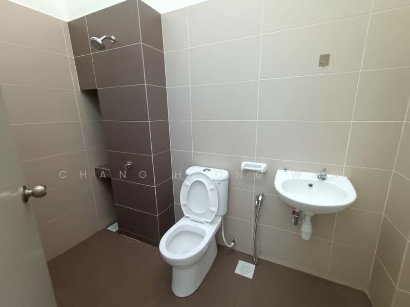 2-storey Terraced House for Sale in Taman Sri Penawar (Pengerang) - Chang Hoong Wen - Bathroom - PropertyGuru.com.my