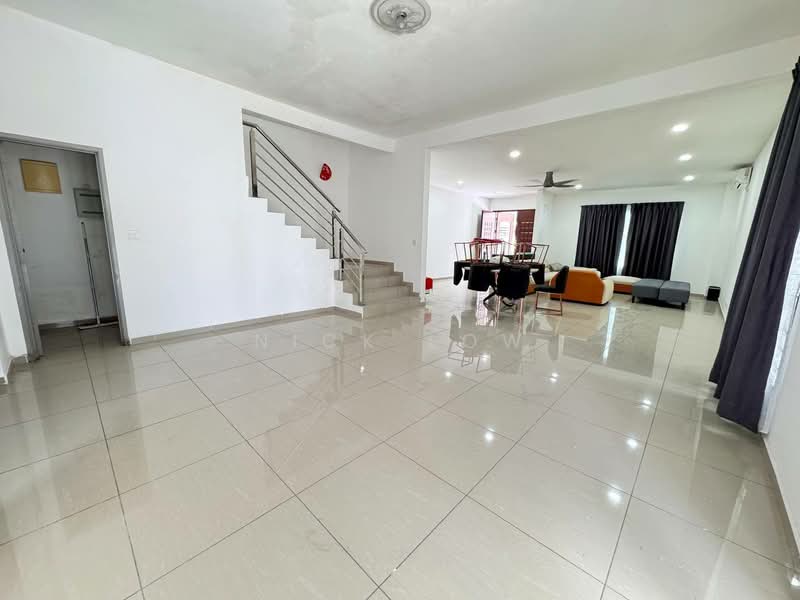 2-storey Terraced House for Rent in Taman Bukit Jaya (Ulu Tiram) - Nick Low - Living Room - PropertyGuru.com.my