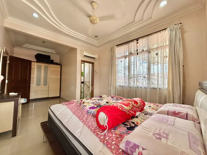 2-storey Terraced House for Sale in Taman Desa Tebrau (Tebrau) - Kok Hui - Bedroom - PropertyGuru.com.my