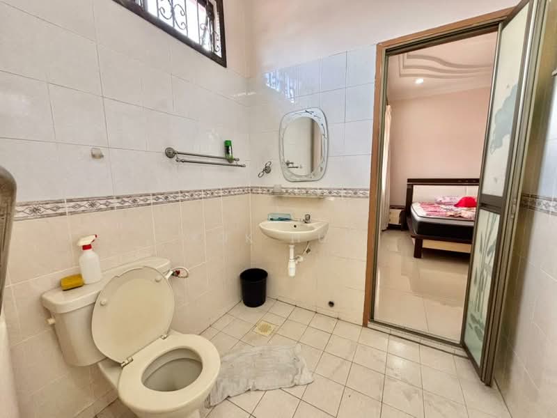 2-storey Terraced House for Sale in Taman Desa Tebrau (Tebrau) - Kok Hui - Bathroom - PropertyGuru.com.my