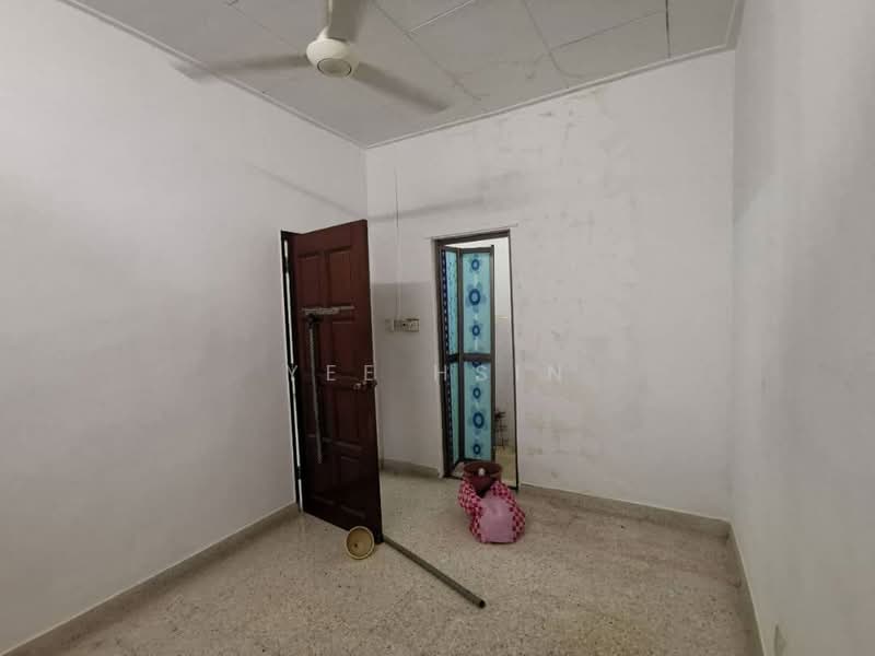 Rumah Teres 1 Tingkat untuk Disewa di Taman Pelangi (Johor Bahru) - Yee Hsin - PropertyGuru.com.my