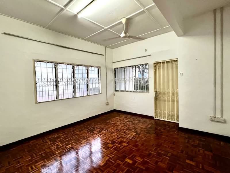 Semi-Detached House for Sale in Taman Nong Chik (Johor Bahru) - Kok Hui - Interior - PropertyGuru.com.my