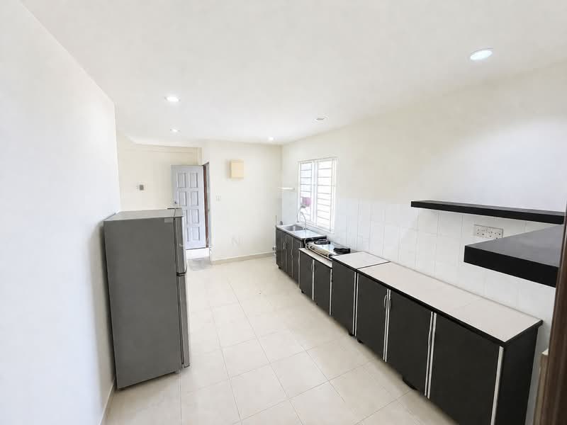 Condominium for Sale at Vista Gambier - Jane Goh - Kitchen - PropertyGuru.com.my