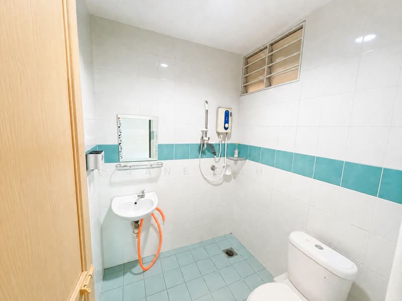 Condominium for Sale at Vista Gambier - Jane Goh - Bathroom - PropertyGuru.com.my