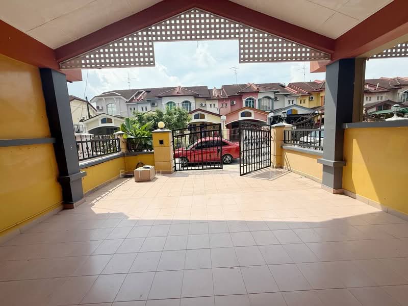 Rumah Teres 2 Tingkat untuk Dijual di Bandar Seri Alam (Masai) - Ethan Gan - PropertyGuru.com.my