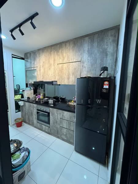 Service Residence for Sale at D'Summit Residences - Junz Liew - PropertyGuru.com.my