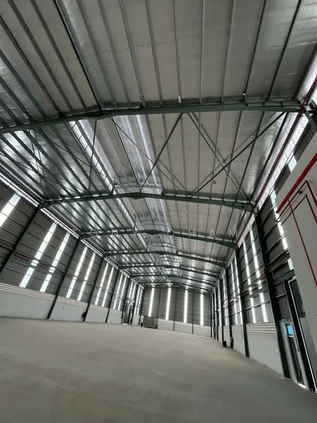 Detached Factory for Rent in Taman Industri Alam Jaya (Puncak Alam) - Tony Cham - Interior - PropertyGuru.com.my