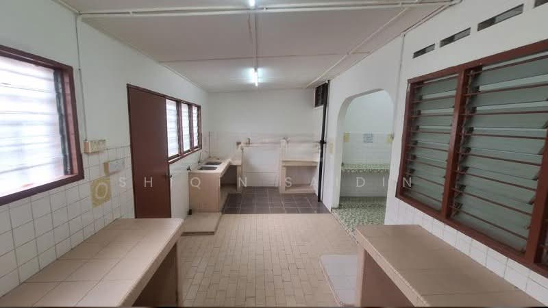1-storey Terraced House for Sale in Kelana Jaya (Petaling Jaya) - Shiqin Saidin - Kitchen - PropertyGuru.com.my