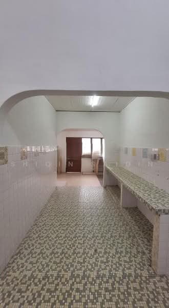 1-storey Terraced House for Sale in Kelana Jaya (Petaling Jaya) - Shiqin Saidin - Corridor - PropertyGuru.com.my