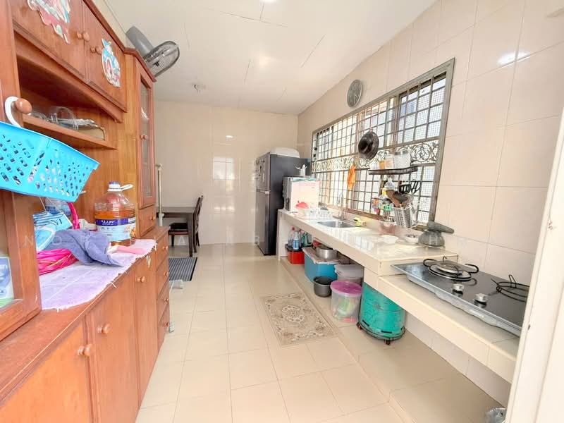 Rumah Teres 2 Tingkat untuk Dijual di Bandar Baru Bangi (Selangor) - Norlela Abdul Rahman - Kitchen - PropertyGuru.com.my