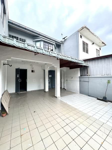 2-storey Terraced House for Sale in Pandan Perdana (Ampang) - Gudrotullah Ikhwan - Exterior - PropertyGuru.com.my