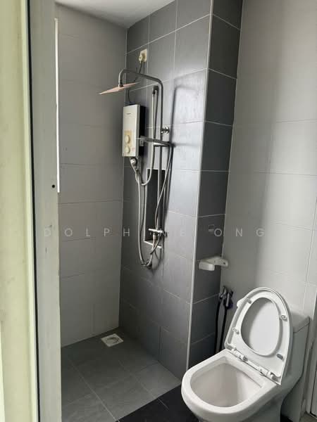 Service Residence for Sale at Meridin Executive Suites @ The Meridin - Dolphine Ong - Bathroom - PropertyGuru.com.my