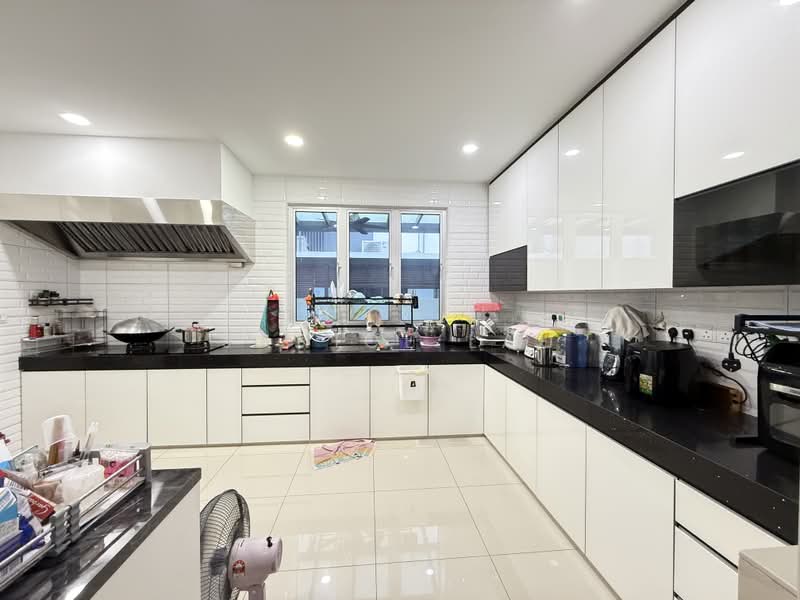 Rumah Kluster untuk Dijual di Jade Hills (Kajang) - Janice Lau - Kitchen - PropertyGuru.com.my