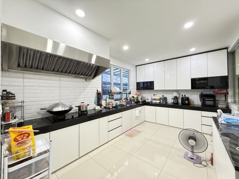Rumah Kluster untuk Dijual di Jade Hills (Kajang) - Janice Lau - Kitchen - PropertyGuru.com.my