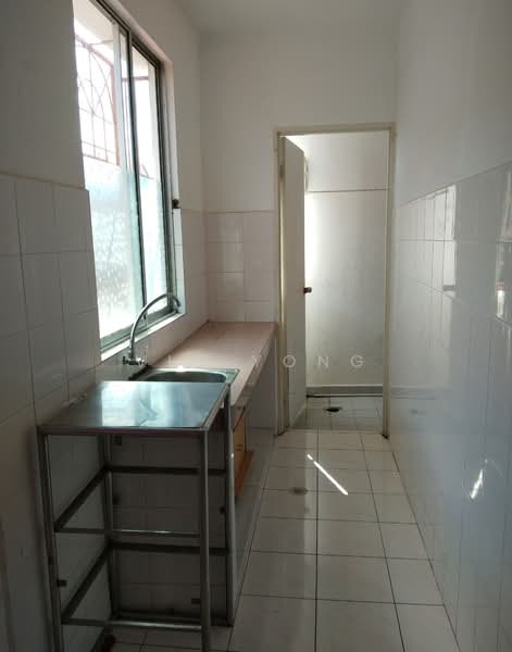 Apartment for Rent at Beverly Hills 5 - Vic Yong - PropertyGuru.com.my
