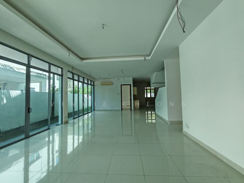 Rumah Berkembar untuk Dijual di George Town (Penang) - Vinnie Cheong - Living Room - PropertyGuru.com.my