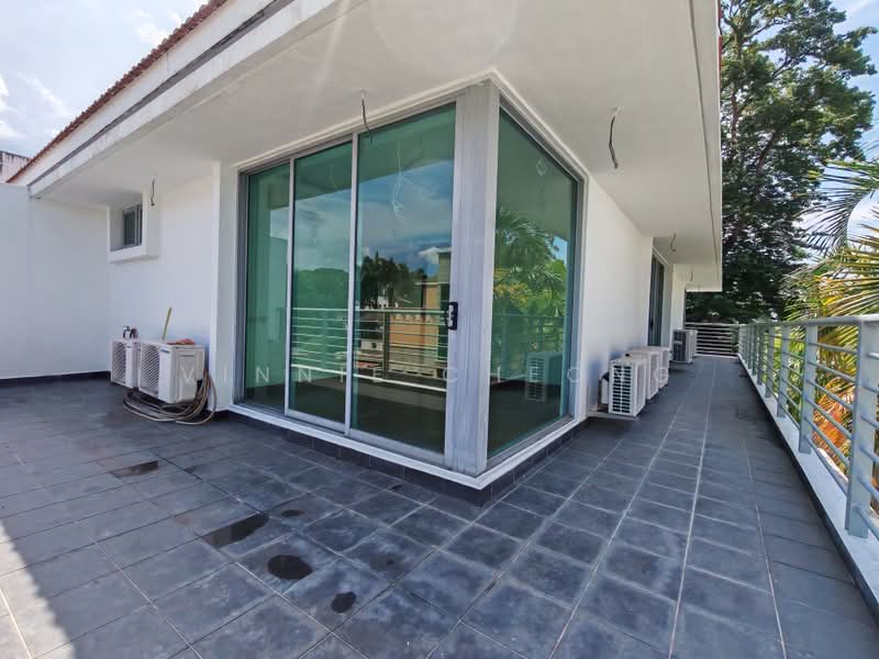 Rumah Berkembar untuk Dijual di George Town (Penang) - Vinnie Cheong - Balcony - PropertyGuru.com.my