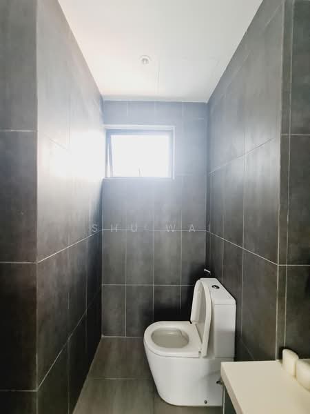 Servis Apartment untuk Disewa di Astoria Ampang - Shu Wai - Bathroom - PropertyGuru.com.my