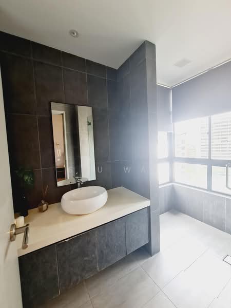 Servis Apartment untuk Disewa di Astoria Ampang - Shu Wai - Bathroom - PropertyGuru.com.my
